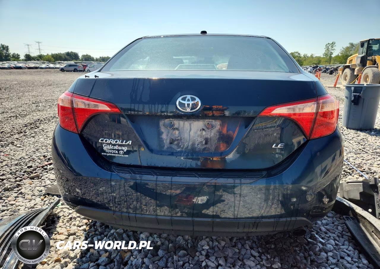 2018 Toyota Corolla Le VIN:2T1BURHE9JC056530 - 6