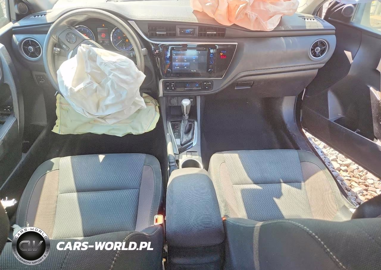 2018 Toyota Corolla Le VIN:2T1BURHE9JC056530 - 8