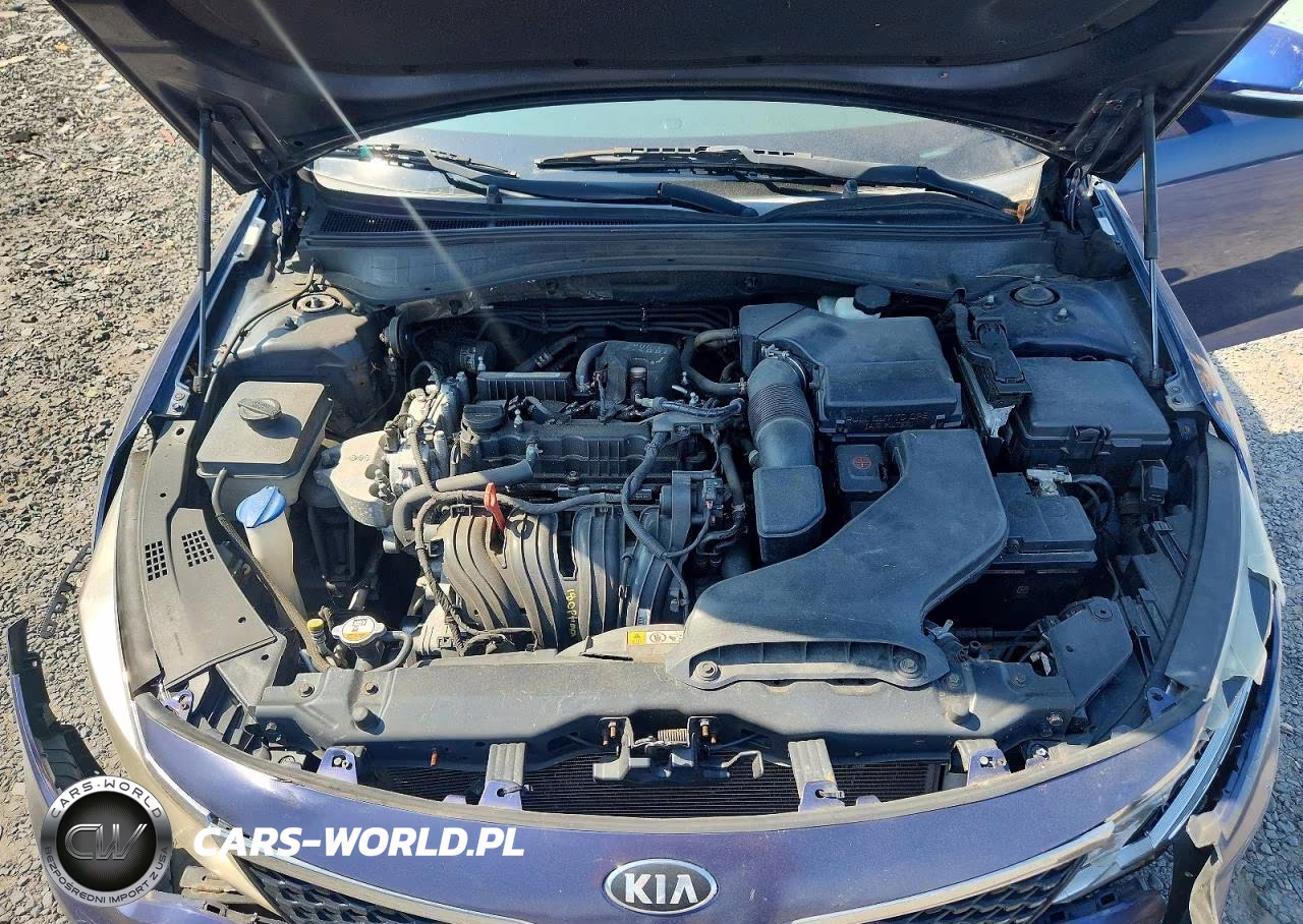2016 Kia Optima Lx VIN:5XXGT4L39GG082614 - 11