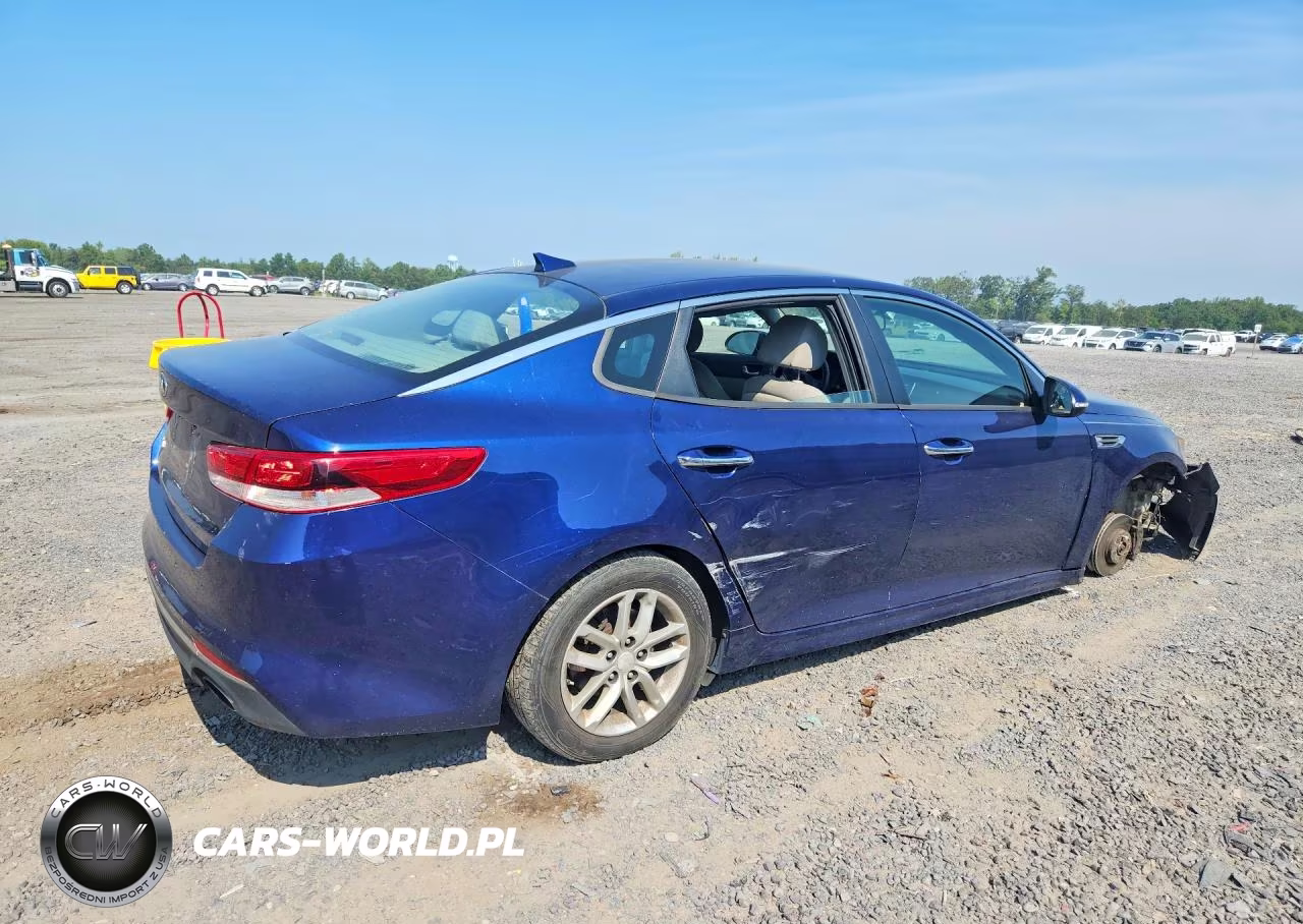 2016 Kia Optima Lx VIN:5XXGT4L39GG082614 - 3