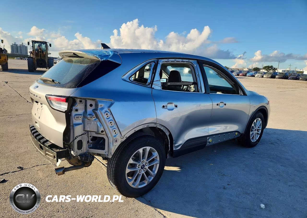 2022 Ford Escape S VIN:1FMCU0F68NUB56165 - 3