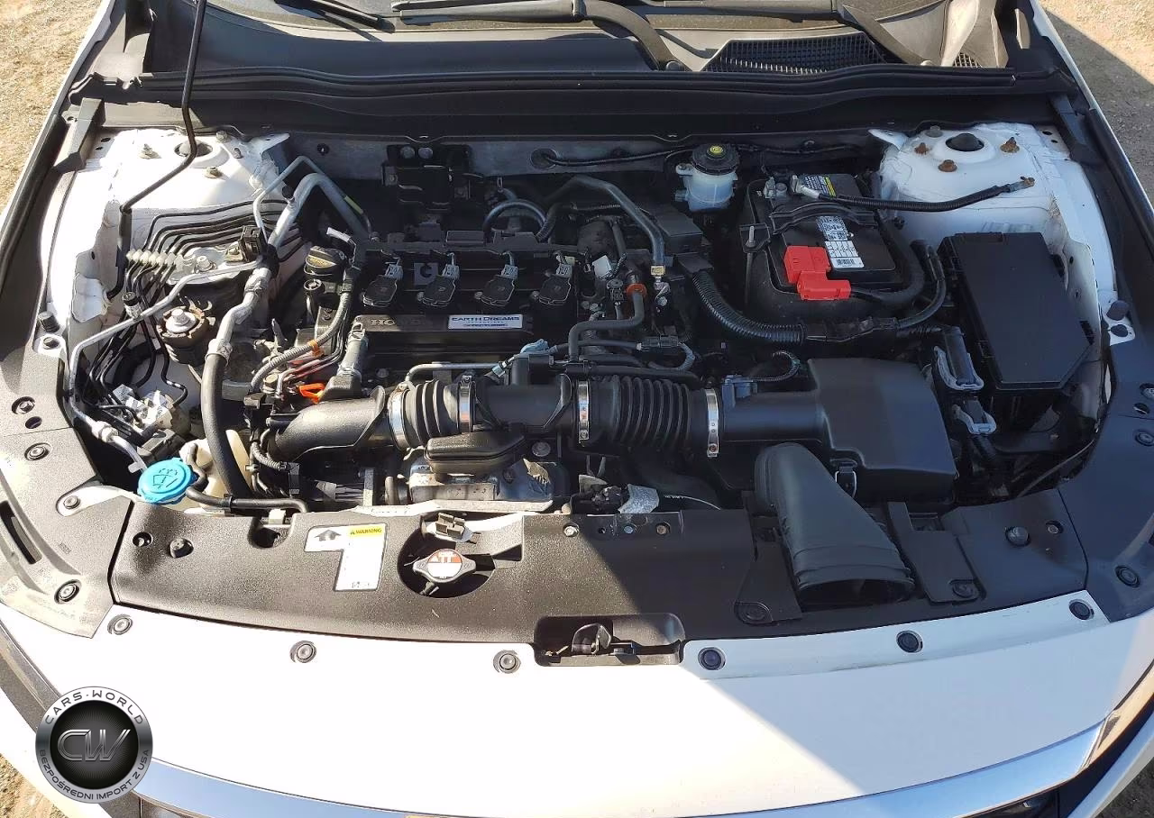 2018 Honda Accord Touring VIN:1HGCV1F98JA163387 - 11