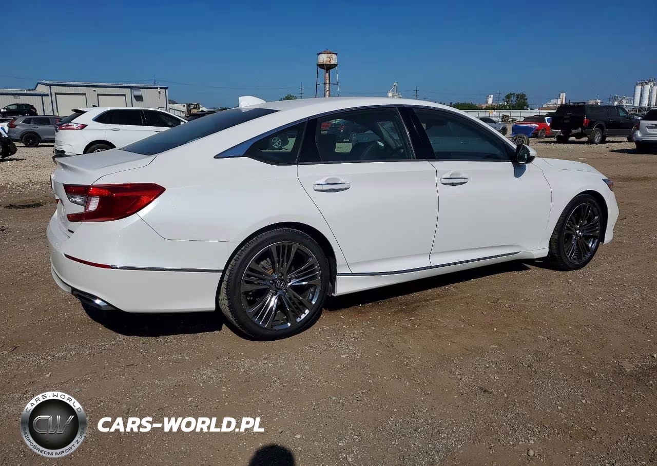 2018 Honda Accord Touring VIN:1HGCV1F98JA163387 - 3
