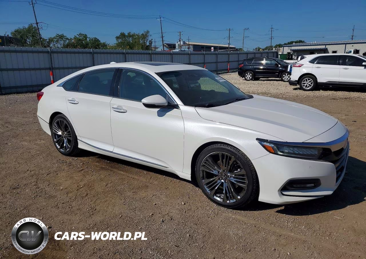 2018 Honda Accord Touring VIN:1HGCV1F98JA163387 - 4