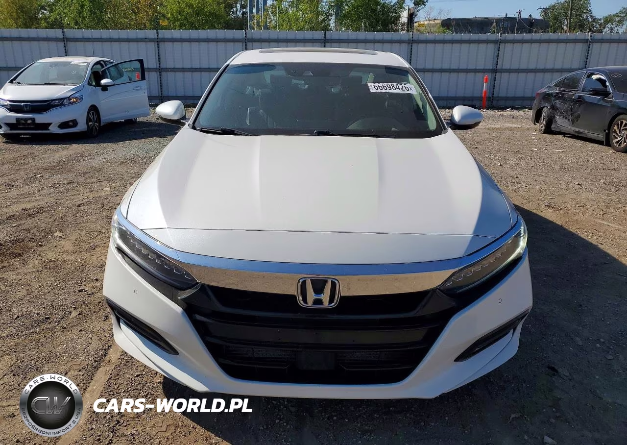 2018 Honda Accord Touring VIN:1HGCV1F98JA163387 - 5