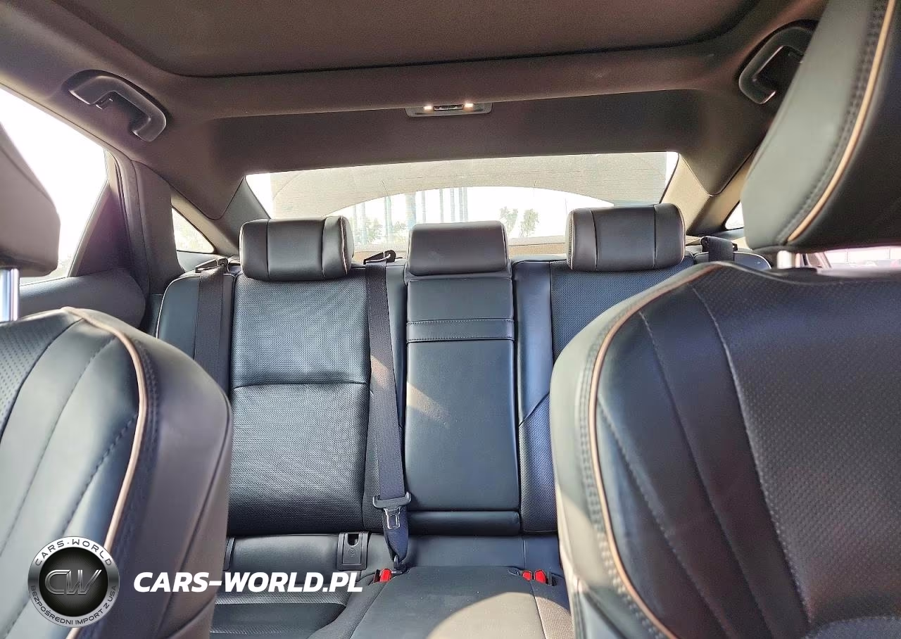 2023 Toyota Crown Limited VIN:JTDAAAAF4P3014986 - 10