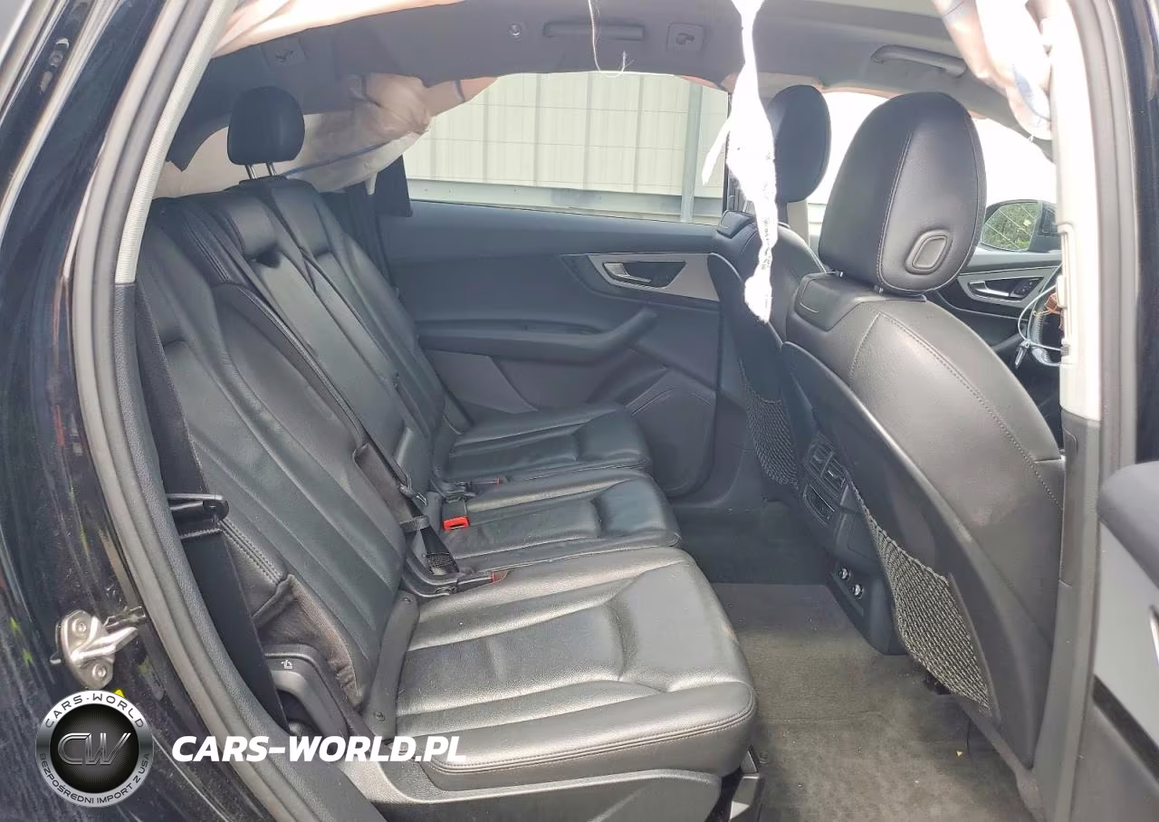 2019 Audi Q7 Premium VIN:WA1AHAF7XKD027056 - 10