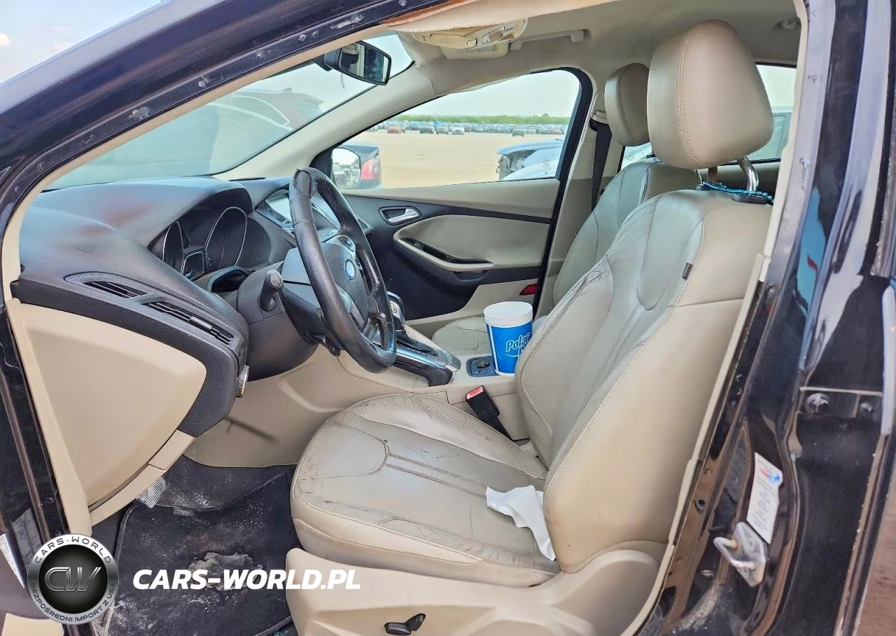 2012 Ford Focus VIN:1FAHP3M22CL237383 - 7