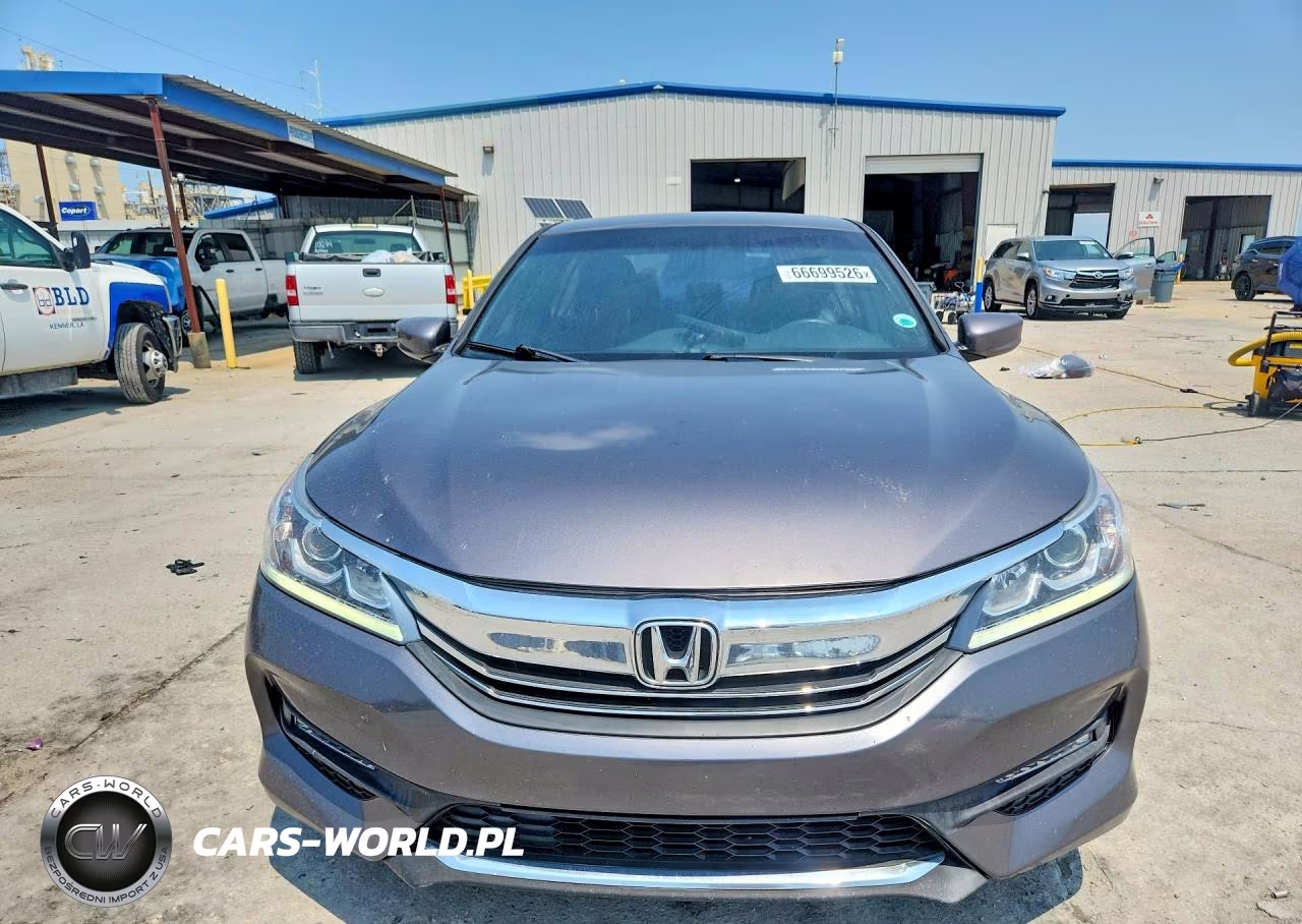2017 Honda Accord Sport VIN:1HGCR2F54HA259843 - 5
