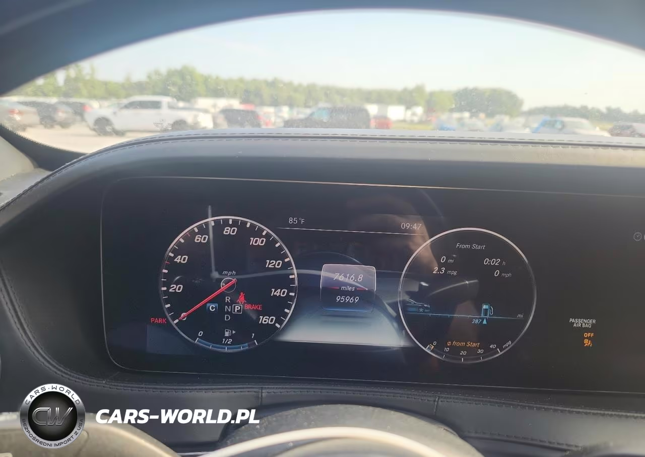 2019 Mercedes-Benz S 560 4Matic VIN:WDDUG8GB4KA437182 - 9
