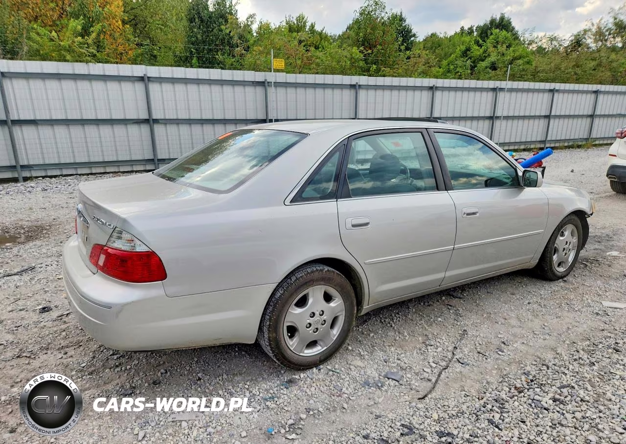 2003 Toyota Avalon Xls VIN:4T1BF28B03U324809 - 3