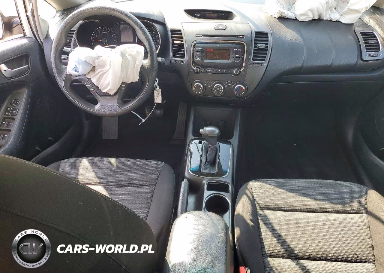 2017 Kia Forte Lx VIN:3KPFK4A77HE092492 - 8