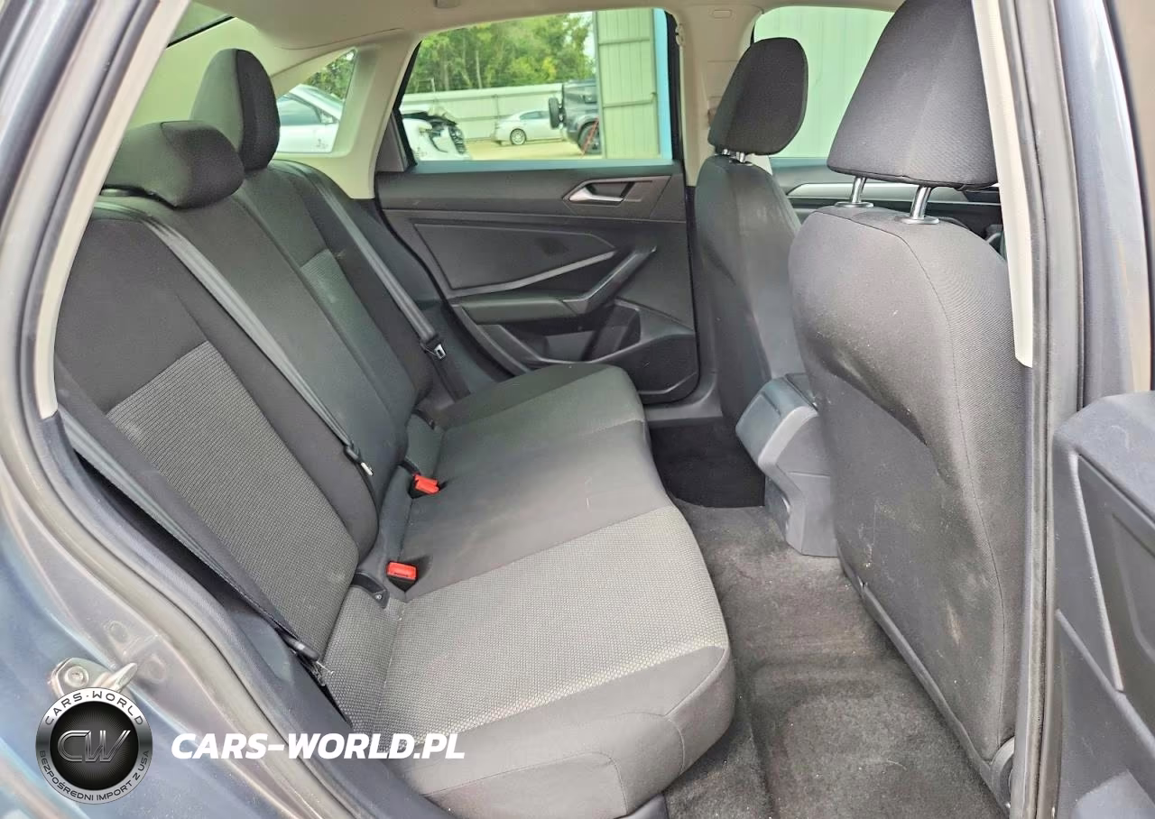 2019 Volkswagen Jetta S VIN:3VWCB7BU4KM244053 - 10