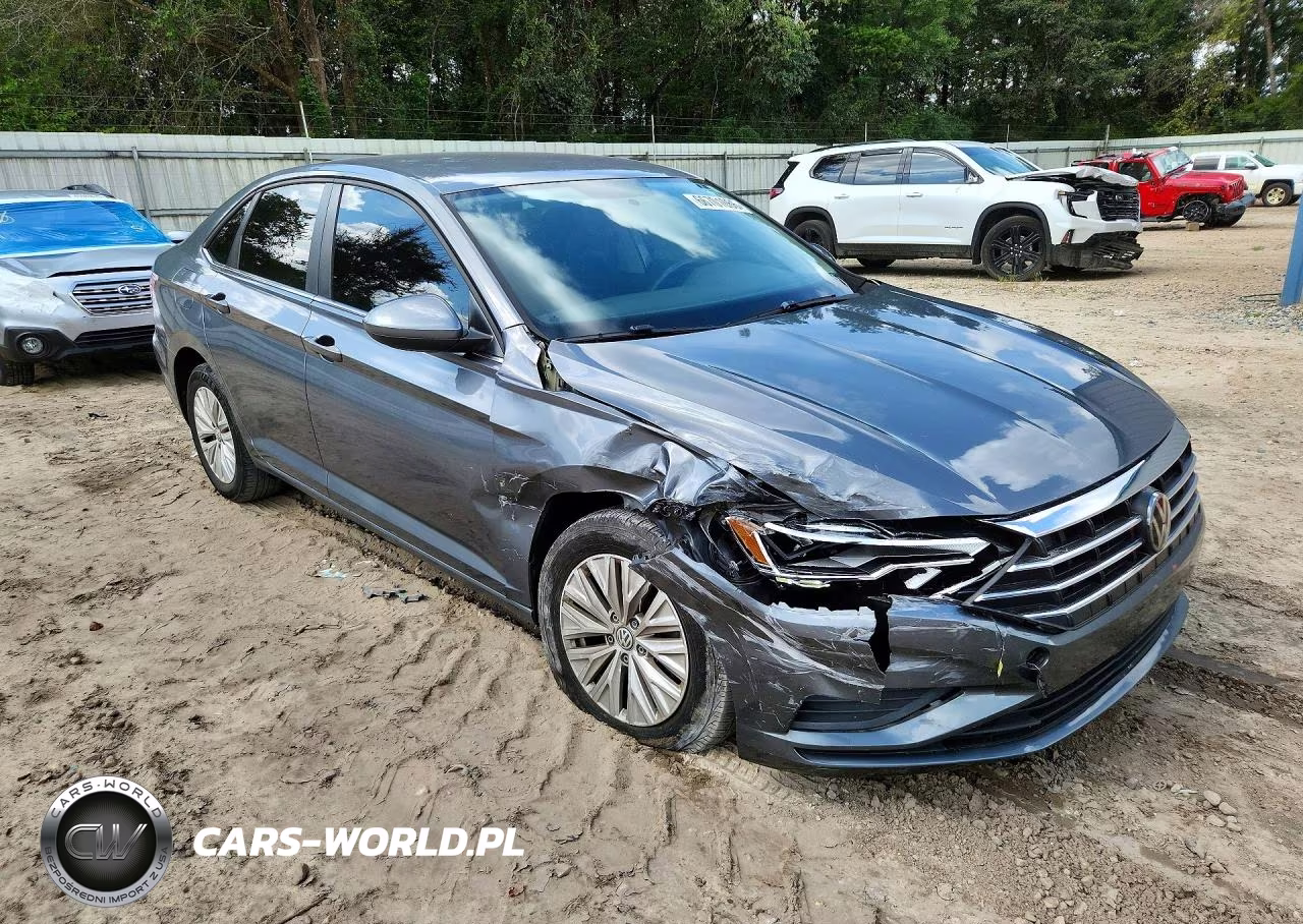 2019 Volkswagen Jetta S VIN:3VWCB7BU4KM244053 - 4