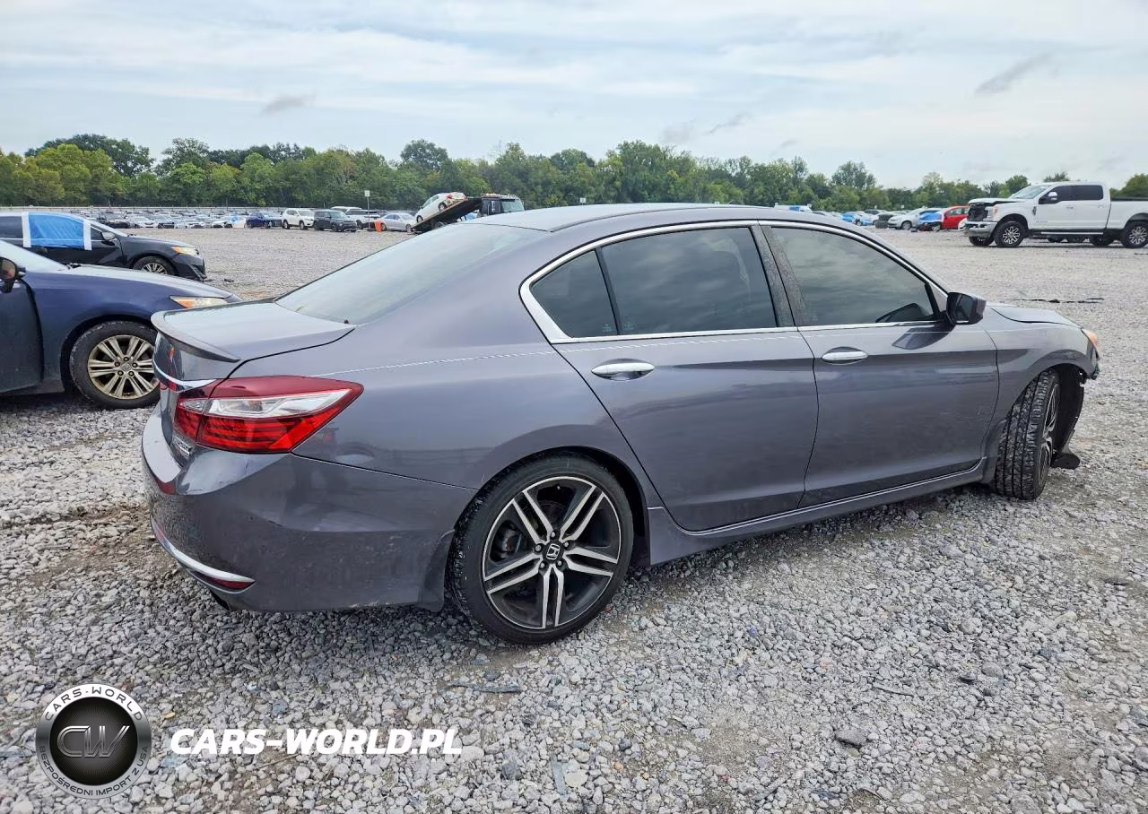 2017 Honda Accord Sport Special Edition VIN:1HGCR2F16HA286247 - 3