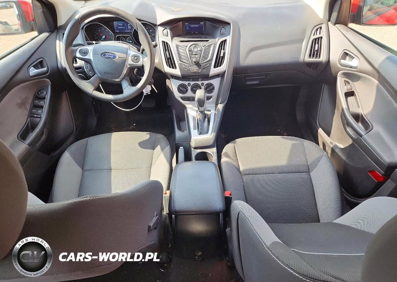 2014 Ford Focus Se VIN:1FADP3K28EL462797 - 8