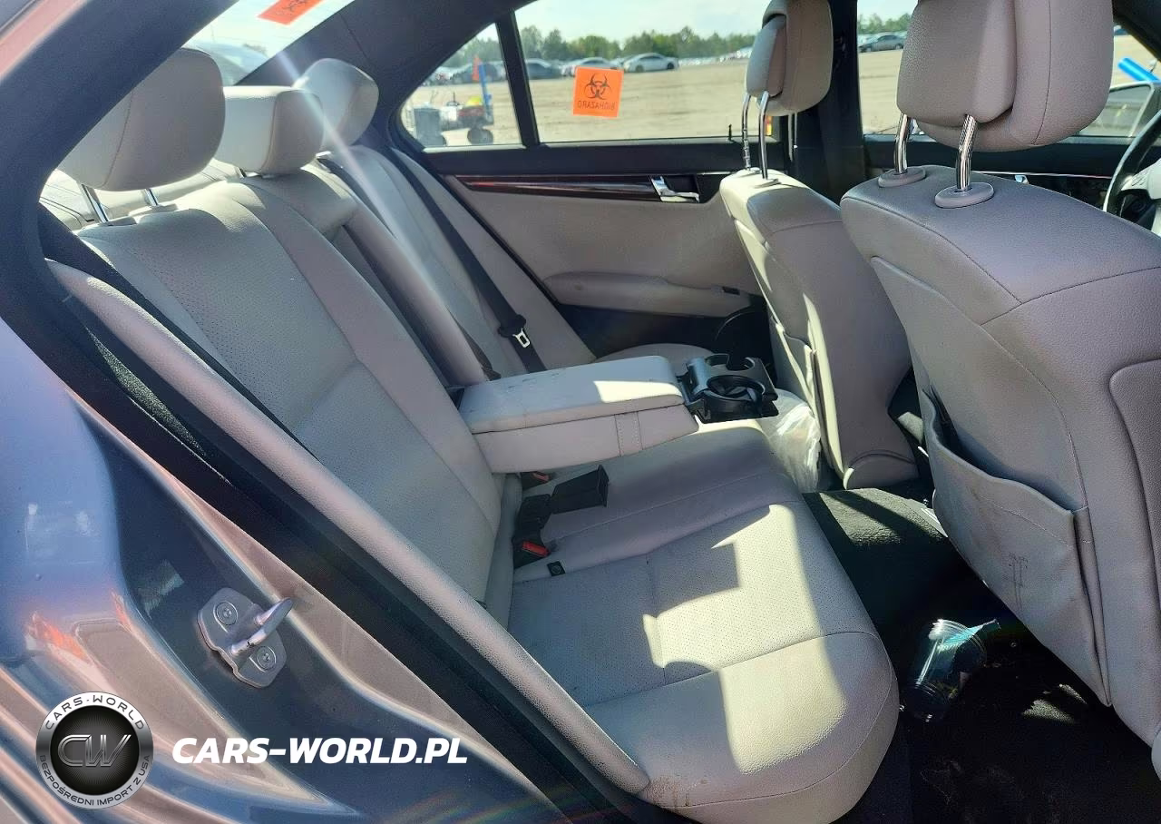 2011 Mercedes-Benz C 300 4Matic VIN:WDDGF8BB5BA504010 - 10