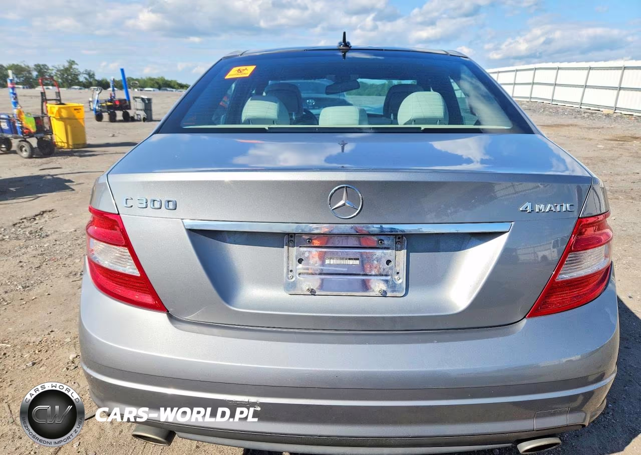 2011 Mercedes-Benz C 300 4Matic VIN:WDDGF8BB5BA504010 - 6