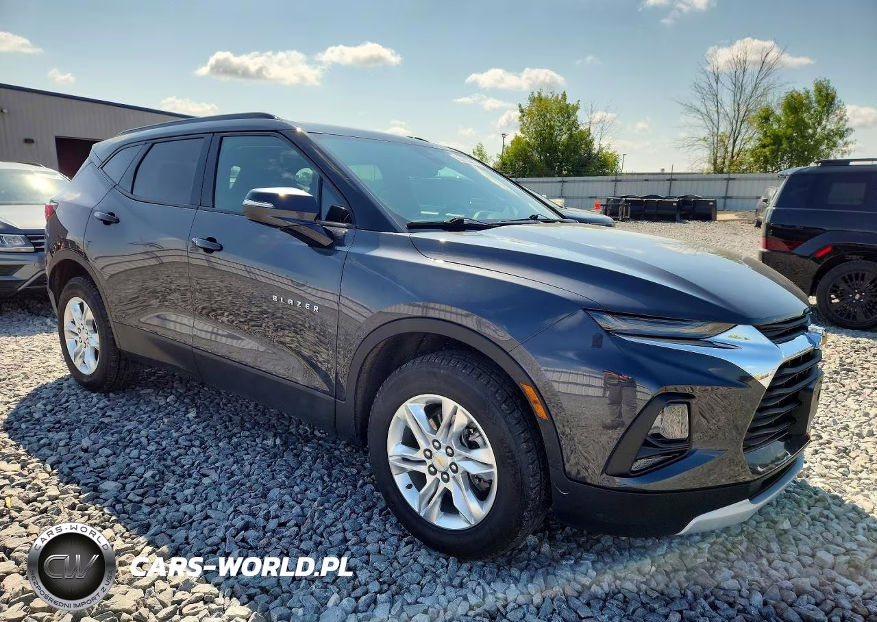 2022 Chevrolet Blazer 2Lt VIN:3GNKBHR49NS214239 - 4