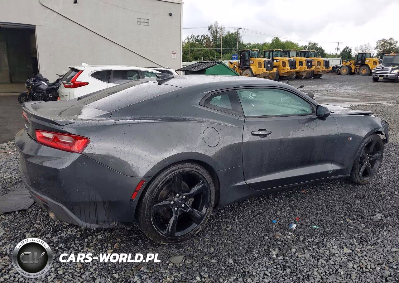 2018 Chevrolet Camaro Lt VIN:1G1FB1RS9J0138208 - 3