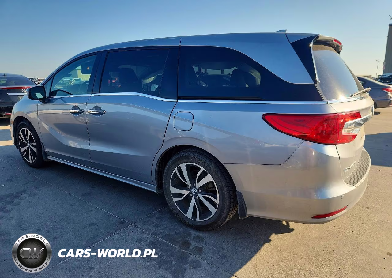 2018 Honda Odyssey Elite VIN:5FNRL6H90JB034138 - 2