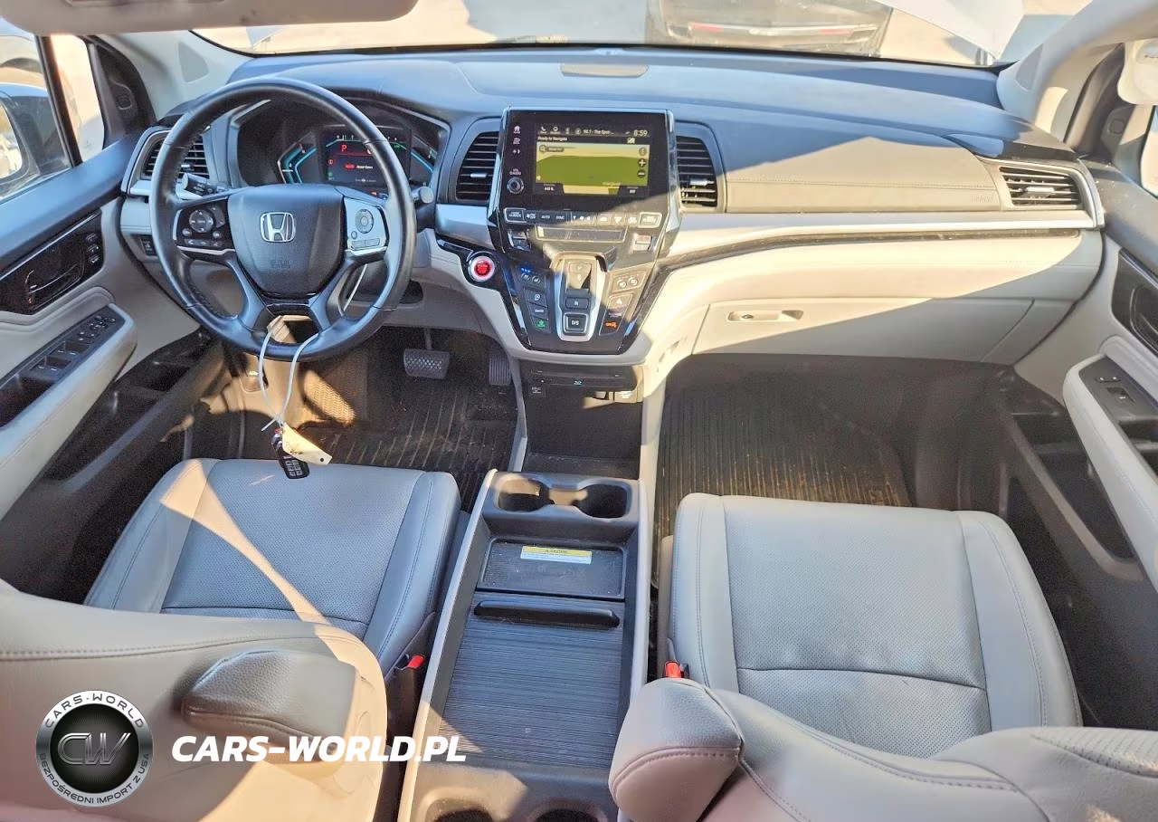 2018 Honda Odyssey Elite VIN:5FNRL6H90JB034138 - 8