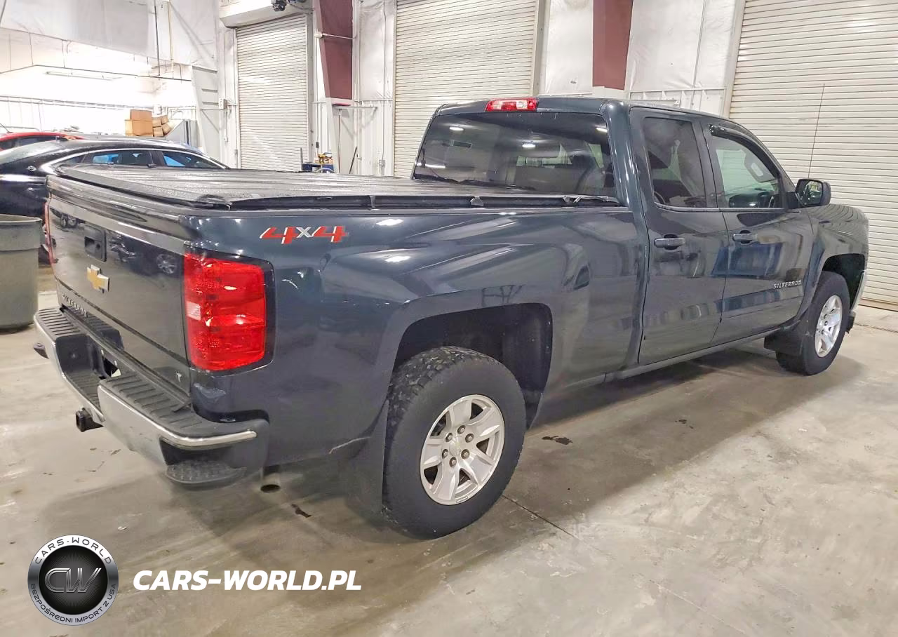 2018 Chevrolet Silverado K1500 Lt VIN:1GCVKREH8JZ195362 - 3