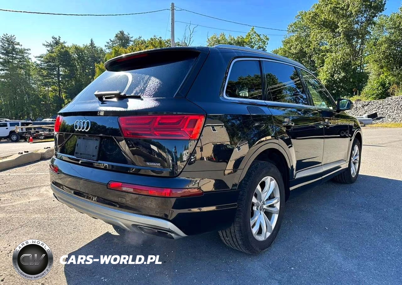2018 Audi Q7 Premium VIN:WA1AHAF70JD007669 - 3