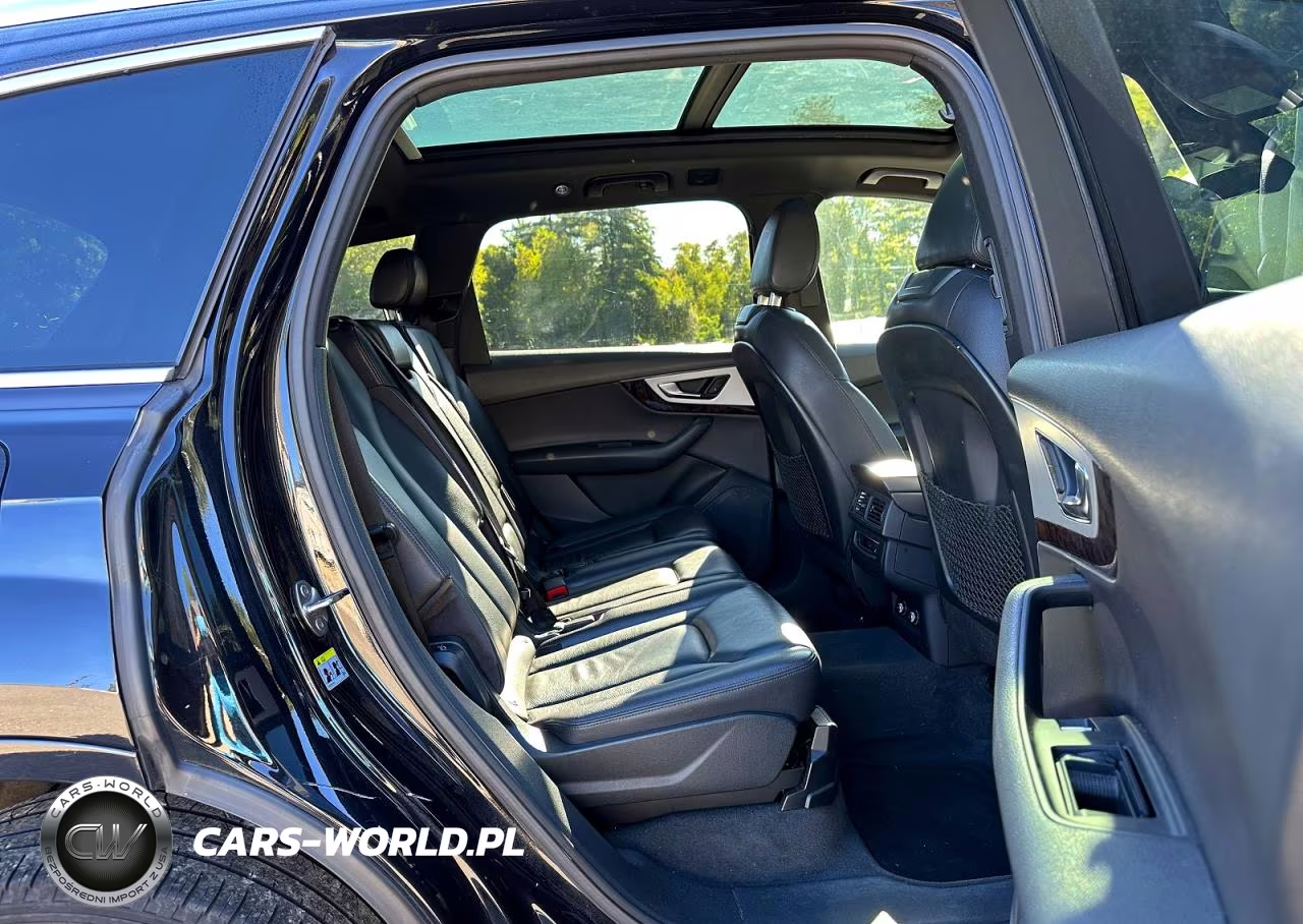 2018 Audi Q7 Premium VIN:WA1AHAF70JD007669 - 5