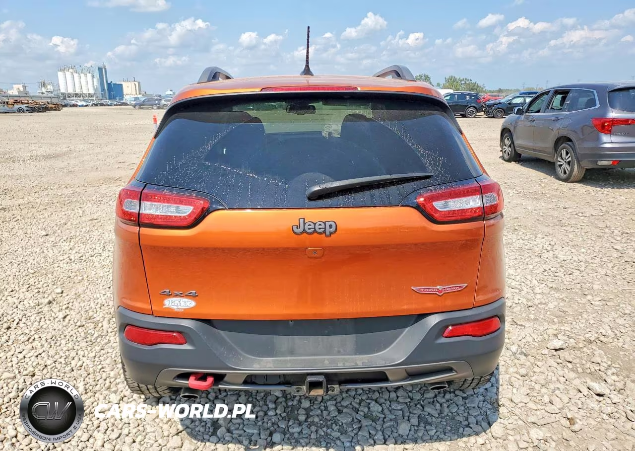 2015 Jeep Cherokee Trailhawk VIN:1C4PJMBS8FW779588 - 6