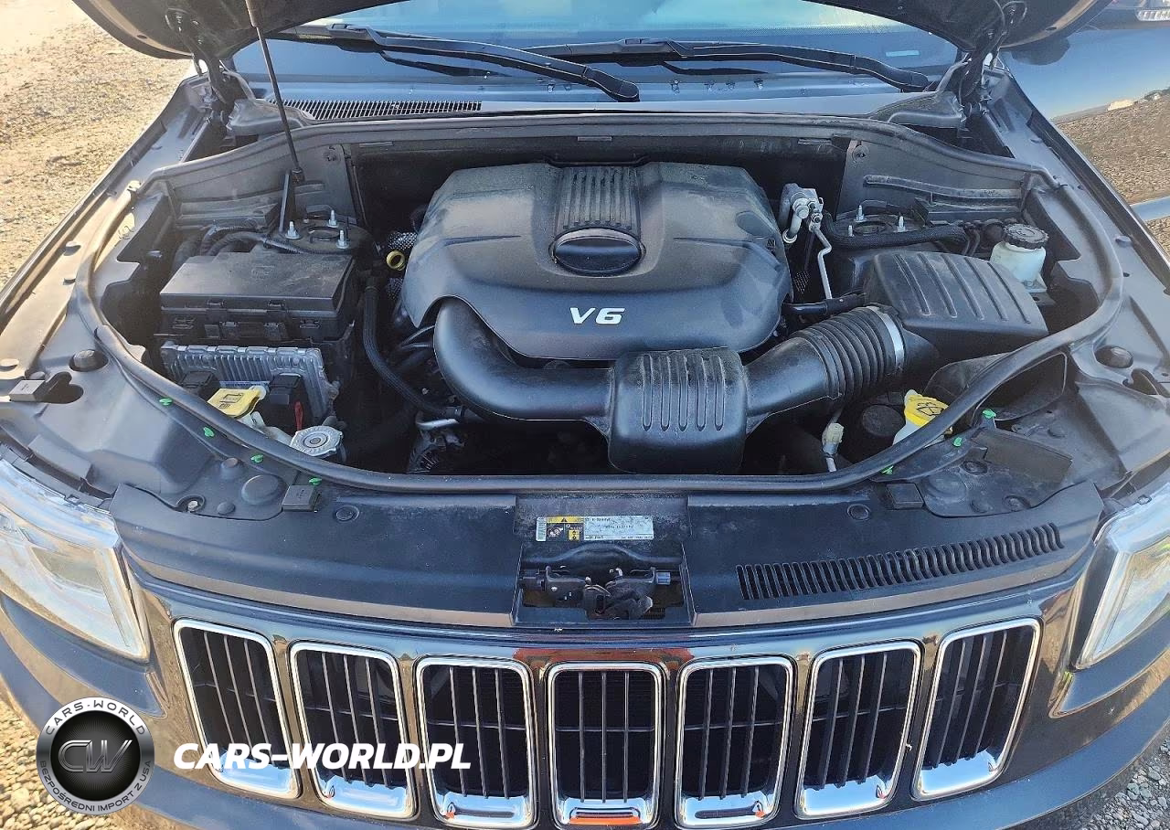 2015 Jeep Grand Cherokee Limited VIN:1C4RJEBG4FC755302 - 12
