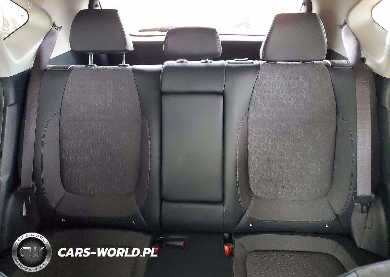 2026 Kia Seltos S VIN:KNDEU2AA7T7930275 - 10