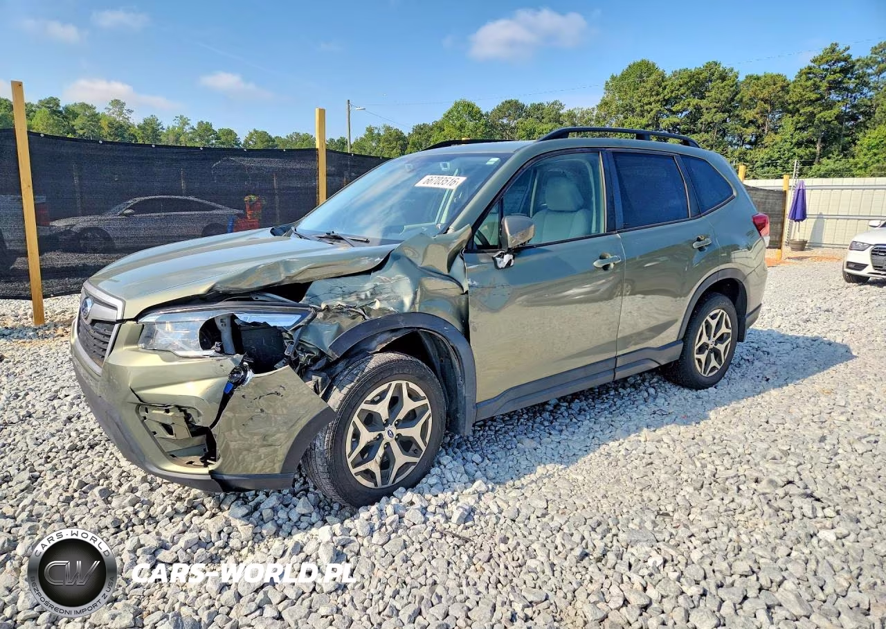 2019 Subaru Forester Premium VIN:JF2SKAGC7KH433975 - 1