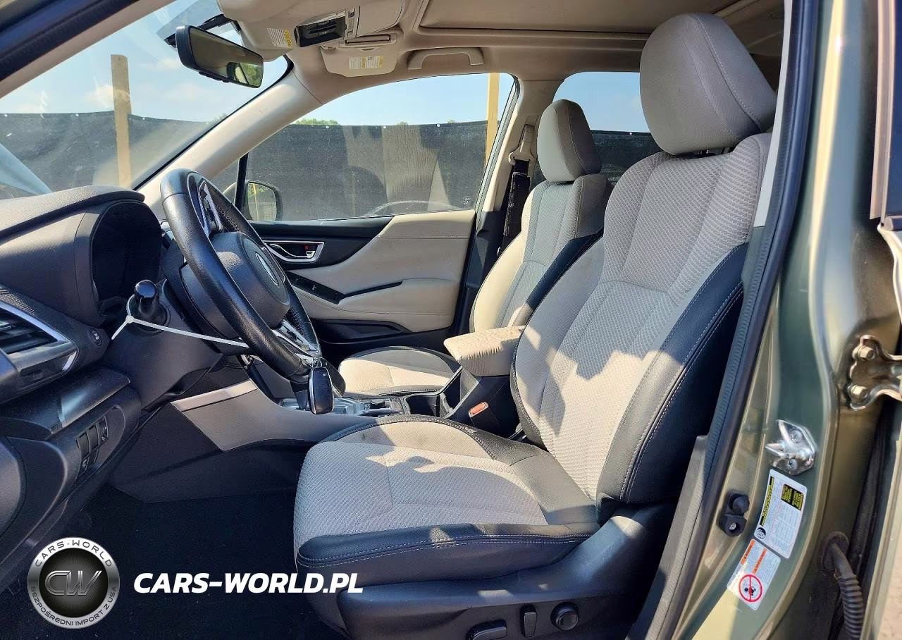 2019 Subaru Forester Premium VIN:JF2SKAGC7KH433975 - 7