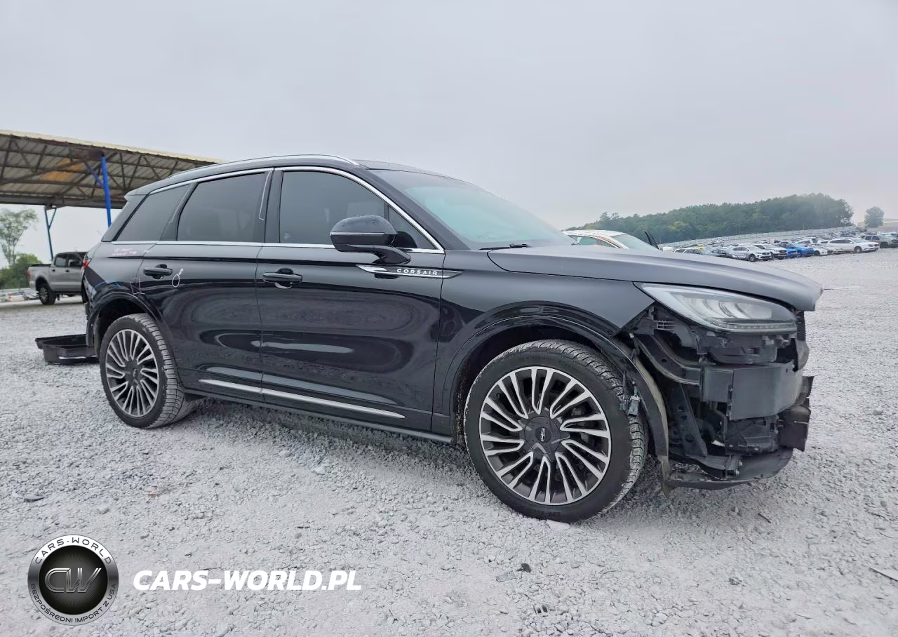 2021 Lincoln Corsair Reserve VIN:5LMCJ2DH4MUL02758 - 4
