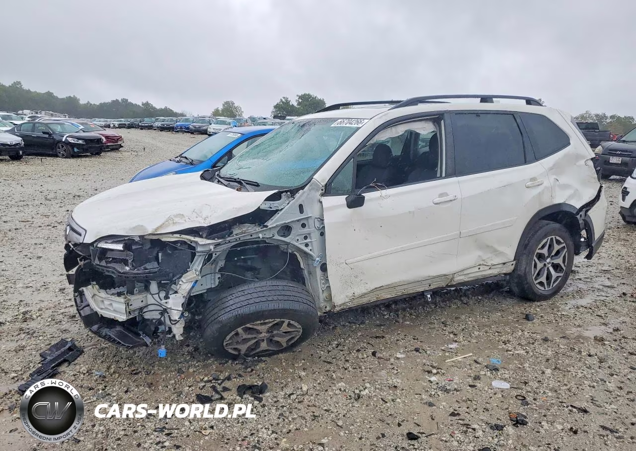 2020 Subaru Forester Premium VIN:JF2SKAJC8LH610060 - 1