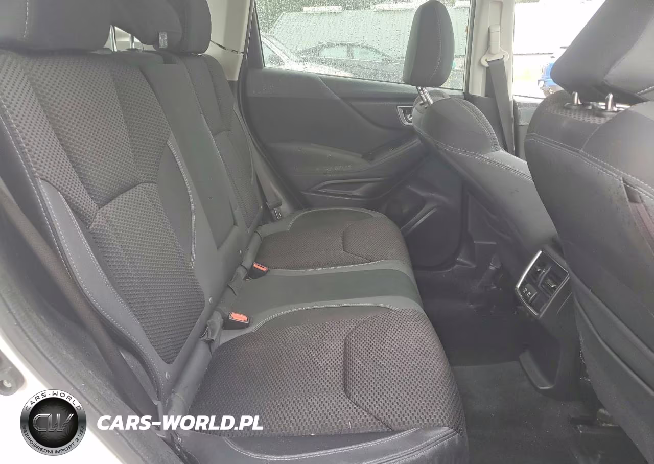 2020 Subaru Forester Premium VIN:JF2SKAJC8LH610060 - 10