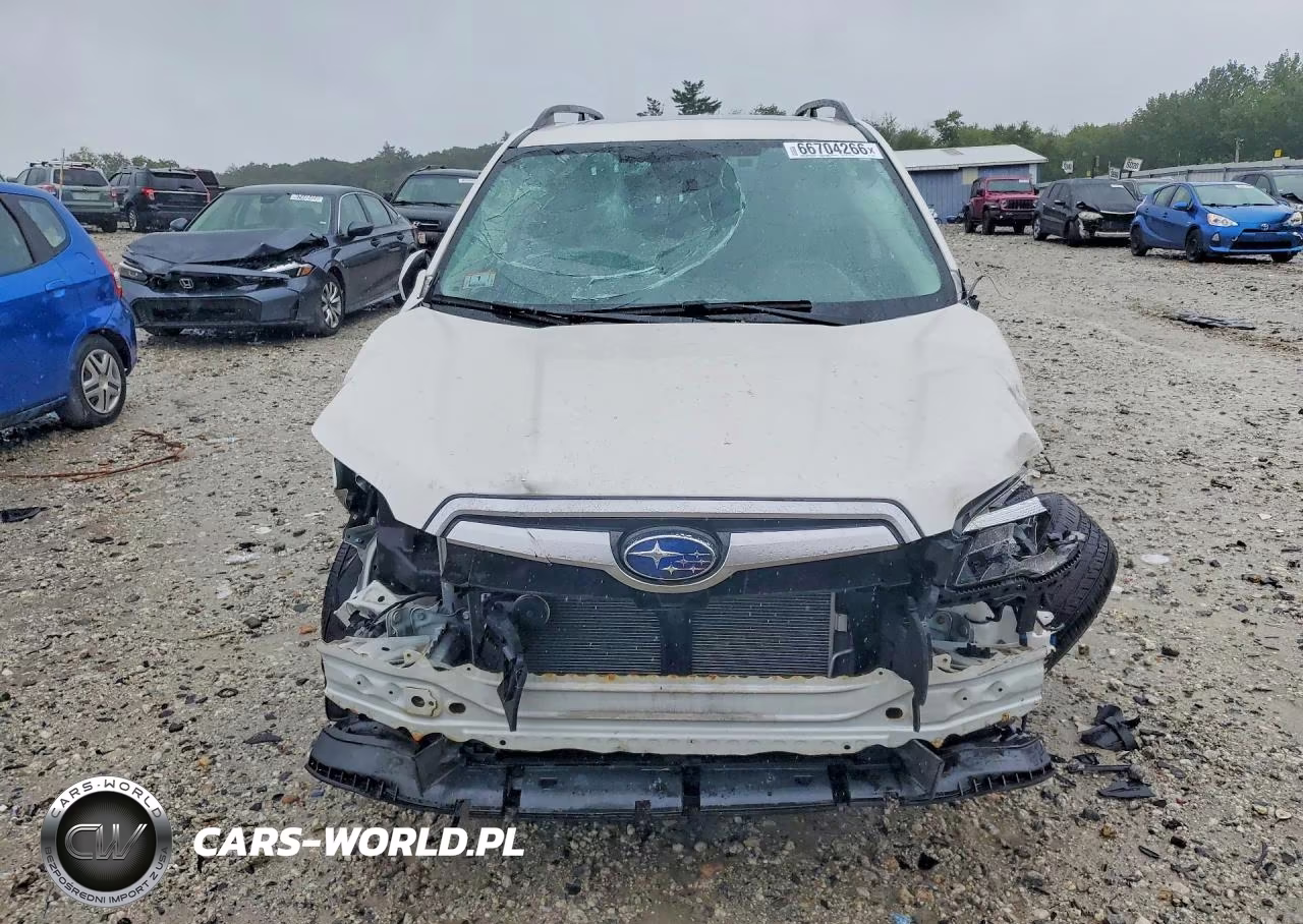 2020 Subaru Forester Premium VIN:JF2SKAJC8LH610060 - 5