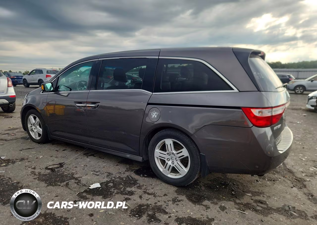 2012 Honda Odyssey Touring VIN:5FNRL5H96CB139862 - 2