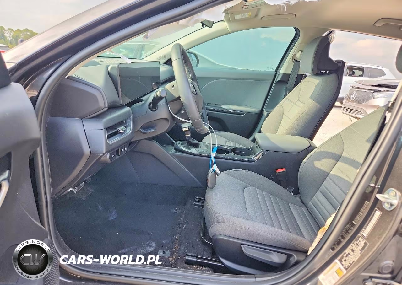 2025 Kia K4 Ex VIN:3KPFU4DE7SE232309 - 7