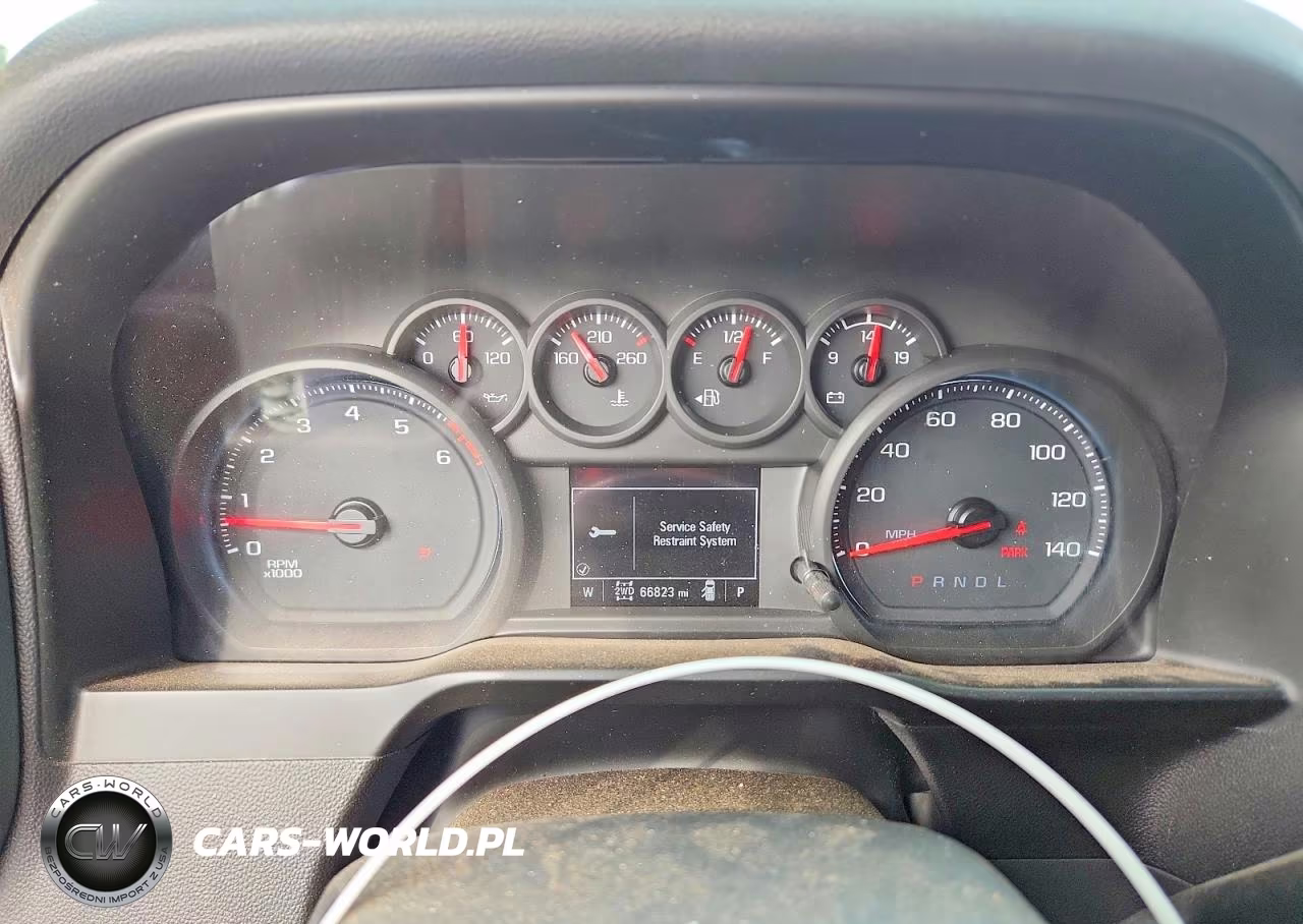 2020 Chevrolet Silverado K1500 Custom VIN:3GCUYBEF0LG382128 - 9