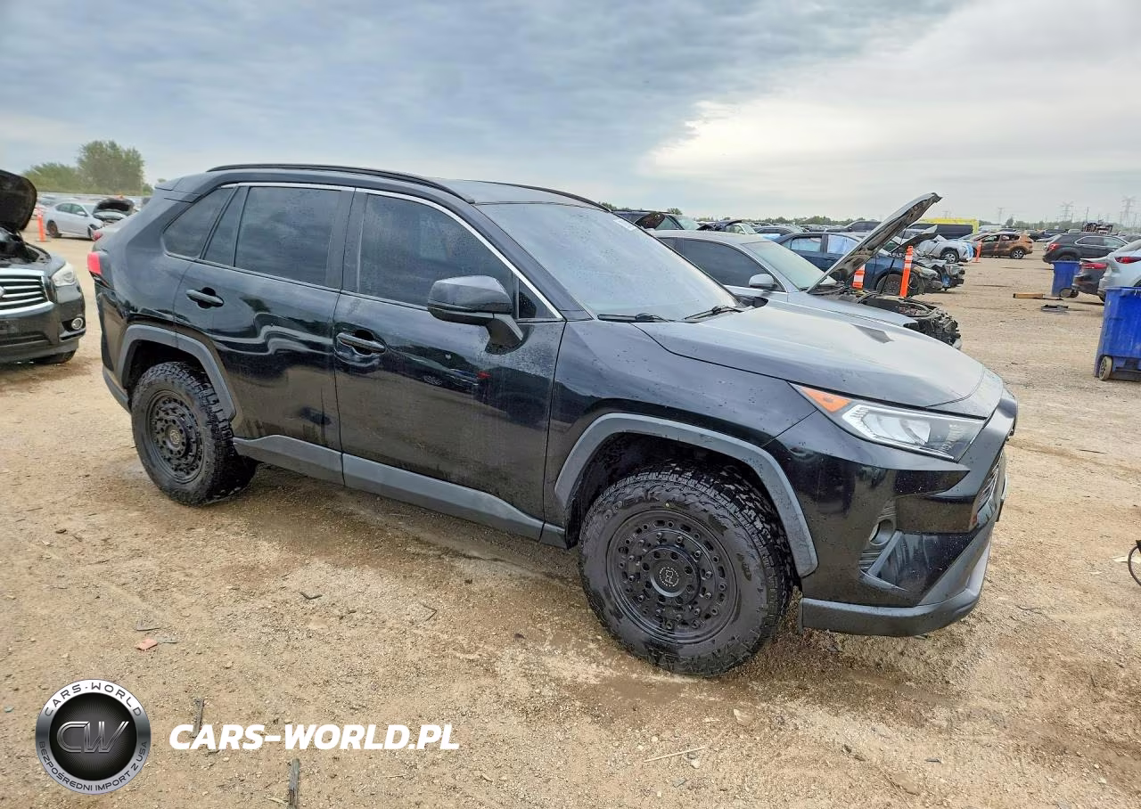 2019 Toyota Rav4 Xle VIN:2T3P1RFV0KC058886 - 4