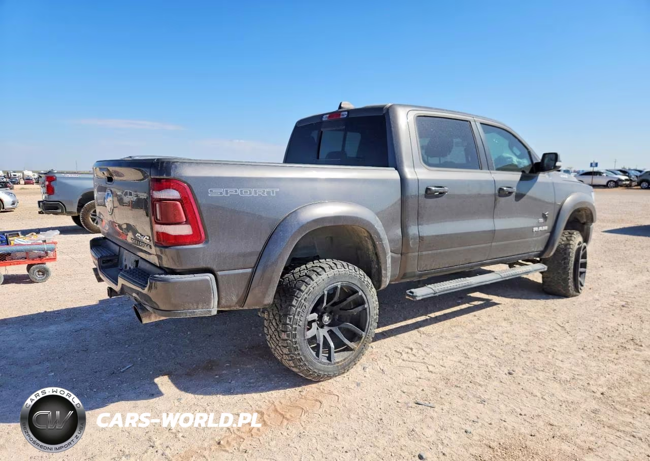 2021 Ram 1500 Big Horn-Lone Star VIN:1C6SRFFT3MN735803 - 3