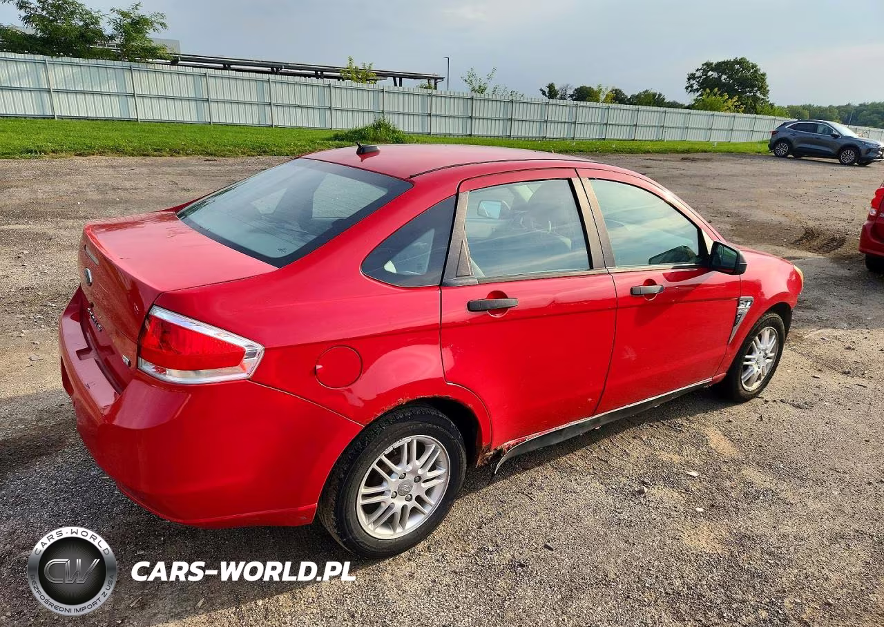 2008 Ford Focus Se VIN:1FAHP35N58W138555 - 3