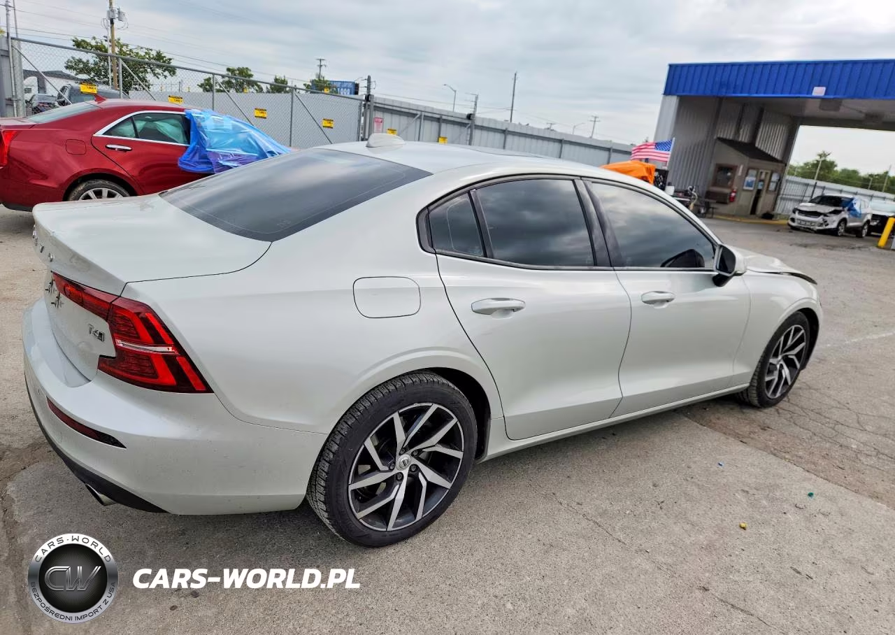 2019 Volvo S60 T6 Momentum VIN:7JRA22TK7KG006767 - 3