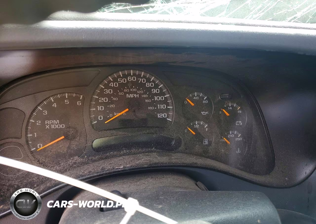 2005 Chevrolet Tahoe K1500 VIN:1GNEK13T15R153699 - 9