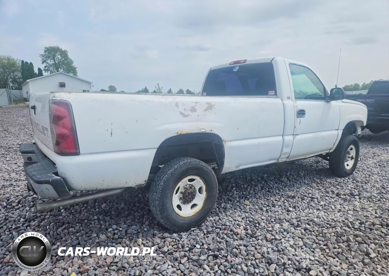 2003 Chevrolet Silverado K2500 Heavy Duty VIN:1GCHK24U13E128387 - 3