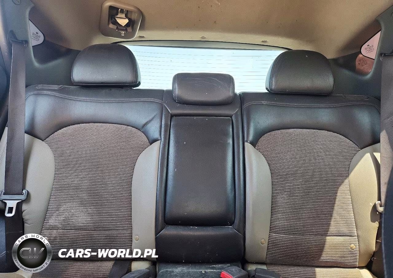 2011 Hyundai Tucson Gls VIN:KM8JU3AC2BU126595 - 10