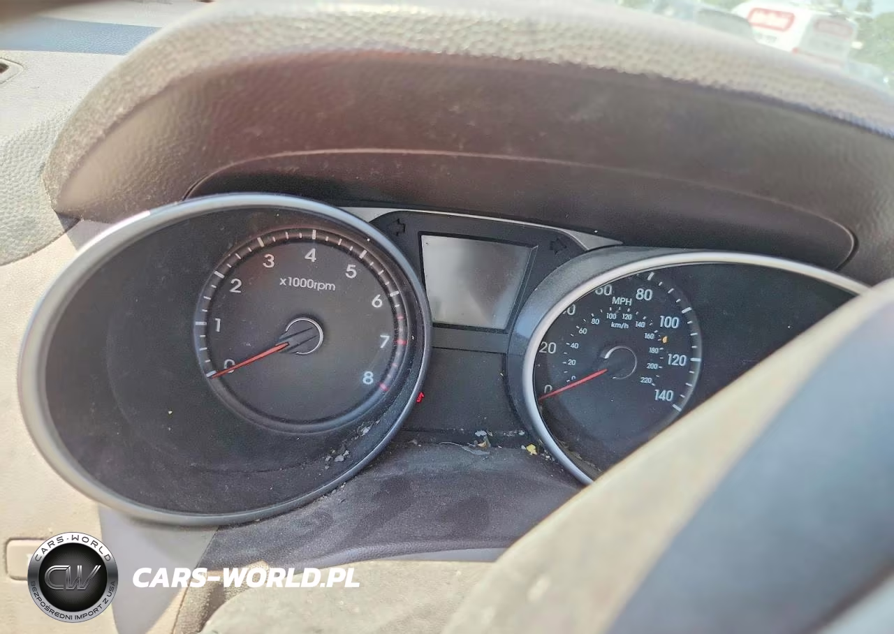 2011 Hyundai Tucson Gls VIN:KM8JU3AC2BU126595 - 9