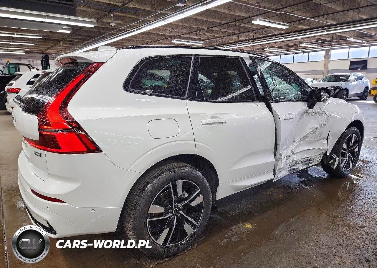 2026 Volvo Xc60 Plus VIN:YV4M12RC5T1499946 - 3